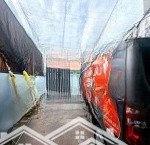 Giảm 500tr- bán đất tặng nhà, diện tích hơn 100m2 - oto ngủ trong nhà lê thị hoa