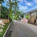 đất khu 25 xuân thuỷ - 383m2 - 85 tỷ - 0908947618