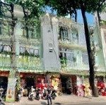 Hạ giá còn 27,5 tỷ cho căn nhà mặt tiền ngang 16m đường trường sa p.13 q. phú nhuận
