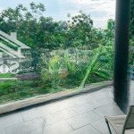 Nhà 3 tầng mặt tiền nguyễn tất thành, 4pn, sân 40m², chỉ 25 triệu/tháng