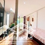 Cho thuê phòng quận 1 có ban công full nội thất mới đẹp