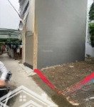 Chính chủ đang cần bán lô đất này, ngõ thông, ô tô đỗ gần, vuông vắn và không lỗi phong thuỷ