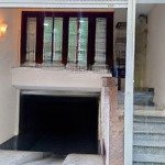 Vip - hoa lan - phường 2 - phú nhuận - 4.5x11m - 5 tầng (có hầm xe). chỉ nhỉnh 20 tỷ