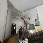 Hính chủ bán căn nhà 3 tầng trục chính đường huyền quang, mặt tiền 5m gần chợ hợp buôn bán