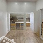 Hàng xóm gửi bán không có căn đẹp hơn phố võ thị sáu diện tích sử dụng 40m2- 4 tầng mt 5,6m