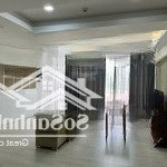 Bán 8,4 tỷ căn hộ 110m2 scenic valley lầu trung hướng tb, có ô xe, full nội thất. lh: 0932101778