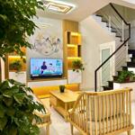 Nhà đẹp minh khai, hoàng mai 60m, 3 tầng, mt 4m, giá 7.6 tỷ.