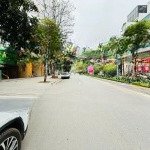 Bán nhà mặt phố lạc long quân - vị trí vàng tiềm năng sinh lời cao | 130m² | 4 tầng chỉ 46.6 tỷ