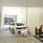 Siêu phẩm sát phố hoàng quốc việt- mặt tiền 7m- dòng tiền ổn định- giá chỉ 39 tỷ - (403)