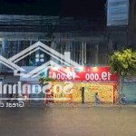 Mặt tiền đường, 400m2, thuận lợi kinh doanh văn phòng, kho chứa hàng, tìm đâu ra căn thứ 2.
