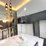 Bán nhà liền kề văn phú 82m2, 5 tầng, thang máy, hoàn thiện đẹp giá 17.5 tỷ