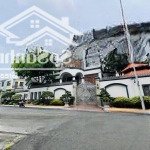 Bán gấp siêu biệt thự - giới tinh hoa - xem là mê - full nt gỗ - 476m2 (24x20m) - giá 135 tỷ tl