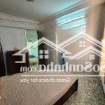 Bán nhanh căn nhà đẹp đường bà hạt quận10 dt 75m2 1 trệt 3 lầu giá 15,4tỷ full nt có thương lượng.