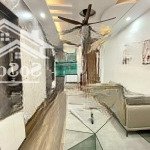 Bán nhà mặt ngõ trần đại nghĩa, hai bà trưng, 30m2 x 4 tầng, 5.5 tỷ tl