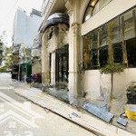 Tòa văn phòng 130m2 - mặt tiền 9m - 71,8 tỷ - khu ngoại giao đoàn - vỉa hè kinh doanh - ô tô tránh