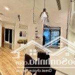 Cần tiền kinh doanh chị tôi bán căn góc 2phòng ngủ onsen ecopark 66m2 nội thất sang trọng view hồ