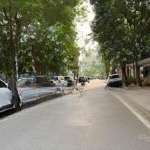 Biệt thự mễ trì hạ, lô góc 2 mặt đường view vườn hoa tuyệt đẹp, 180m2 giá cực tốt