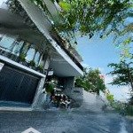 Mặt phố nghi tàm ô tô 45 chỗ, kinh doanh view mặt hồ tây. đẳng cấp thượng lưu