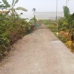 Bán lô đất thôn hầu lâm động
- dt 78m - hướng : tây nam
- ngõ quay đầu
- giá 1ty199
- mặt tiền