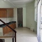 Cần bán gấp nhà 40m2 , sát q1 - hẻm xe hơi - 4 tầng 4pn - 5.x tỷ