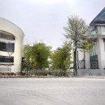 Chị gái em có lô lo21 thiện chí bán. diện tích 101,6m2 không lỗi lầm. sổ đỏ cầm tay. lh 0326569236