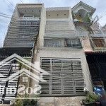Nhà phố gần trường cấp 1.2.3 dĩ an vào 300m p. dĩ an tp. dĩ an