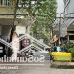 Phân lô vip hoàng quốc việt, 41m2, ô tô tránh, thang máy chờ giữ tiền đỉnh 15.55 tỷ (407)