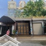 Htl5639 bán nhà 1 trệt 2 lầu kdc gần trung tâm y tế, p.tân đông hiệp tp.dĩ an