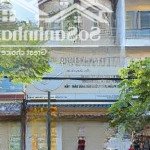 Bán nhà mặt tiền đường đồng đen tân bình, 39,5 tỷ, 226m2, hướng tây nam