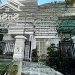 Bán căn liền kề dự án vinhomes harmony, 90m2, hoàn thiện đẹp, để lại đồ giá 29 tỷ
