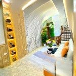 Siêu phẩm! hộ khẩu nhà thái hà, cách ô tô 20m, ngõ thẳng nông, lô góc, tặng nt, ở luôn, 39m2*5t.
