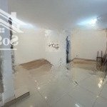 Nhà điện biên phủ - hxh - 7x10m - 2pn 2wc - có sân thượng - 15 triệu tl - hằng 0906656852 xem nhà