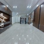 Bán nhà thượng thanh-mới tinh-lô góc-thang máy-oto đỗ trong nhà-diện tích 40m2 x 7 tầng-giá 8,7 tỷ