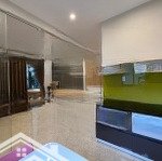 Chính chủ ngộp bank bán nhà giá sup hầm, k50 hồ xuân hương. dt 86m2 giá có 5tỷ2 có thương lượng
