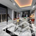Chào thuê căn biệt thự tự xây nhà đẹp tại pmh- quận 7. liên hệ chính chủ 0908355588