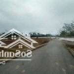 Cần bán lô đất 2 mặt tiền nằm cạnh trục đường hồ tây - ba vì . ngay sát đường ql21, khu cnc + đhqg