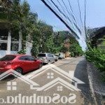 Bán nhà 4 lầu đẹp nhất khu ven sông sau gigamail . chủ giảm sâu còn 8.x tỉ. hiệp bình phước . tđ
