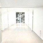 Bán nhà hoàng ngân cầu giấy - oto tránh - vỉa hè rộng - vị trí siêu đẹp -dt rông thang máy