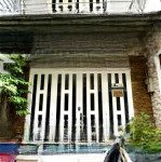 Mặt tiền cầu ba son số 5 nguyễn trung ngạn, quận 1 !!!