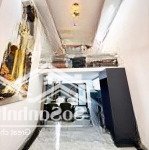 Trung tâm ngã tư sở, chủ tặng nội thất, gần hồ, giá xịn 6.7 tỷ.