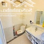 Mặt ngõ ô tô tránh, kd sầm uất trung tâm quận hai bà trưng.