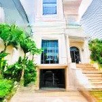 Bán toà nhà mặt tiền lê đại hành, quận 11. 9.6 x 16m - 5 tầng tm - hđt 120 triệu - giá 40 tỷ
