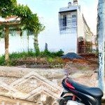 Chính chủ gửi bán lô mt phước lợi , gần trường thpt gò đen , 120m2 giá chỉ 460tr , sổ hồng riêng.