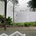 Chủ gửi bán lô đất gần đường nguyễn văn tuôi, tt bến lức, long an, 445 triệu, 100m2, gần chợ