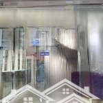 Cho thuê nhà mặt tiền đường 3/2, quận 10 vị trí đắc địa