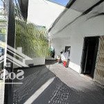 Nhà studio rộng ngang có sân hxh