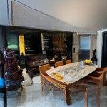 Bán nhà đẹp ngọc lâm - full nội thất - thang máy - gara oto - 18,2 tỷ - 0975585817