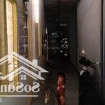Chào mừng sự kiến thống nhất đất nước. cho thuê phòng đối diện chợ thành thái. gần quy nhơn