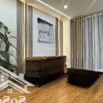 Chính chủ nhờ bán căn hộ 97m tk 3pn 2vs. nội thất full đẹp giá bán 6.8 tỷ. bao phí.có thương lượng