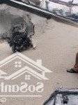 Bán nhà phố hồng hà - hoàn kiếm - dòng tiền ổn định 300 triệu/ năm - nhà 2 mặt đường - gần chợ